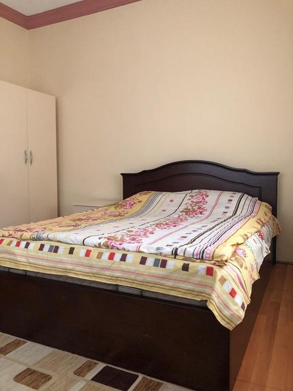 Батуми: Guest House RAUL