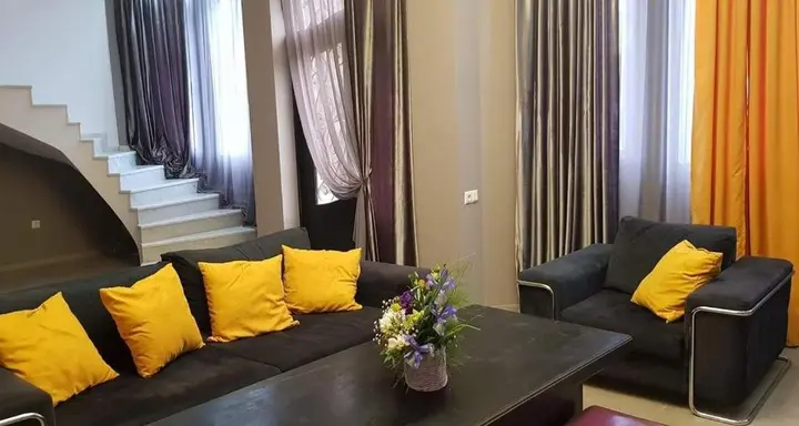 Батуми: Luna Home