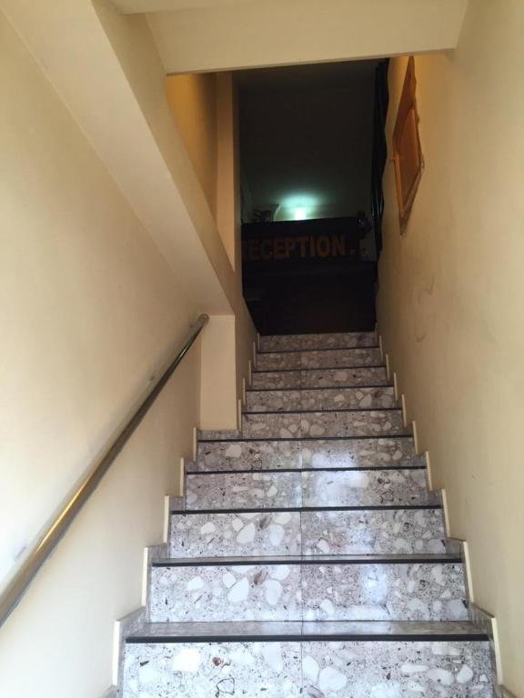 Батуми: Hotel Ragi