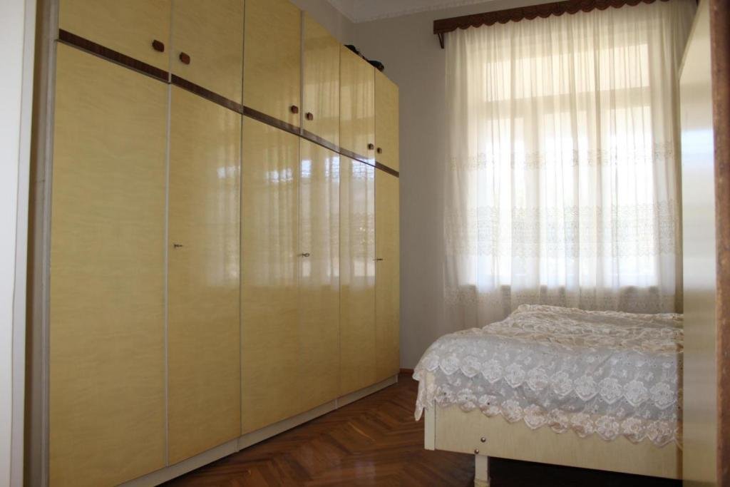 Батуми: House edo
