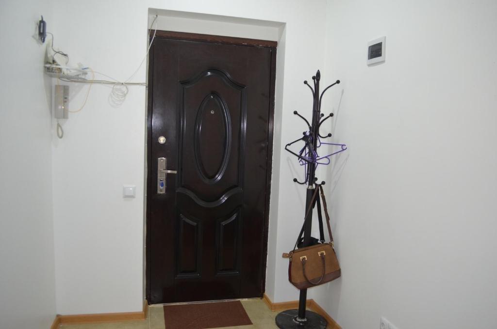 Батуми: Khatuna's apartment on Gamsakhurdia Street