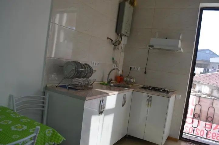 Батуми: Khatuna's apartment on Gamsakhurdia Street