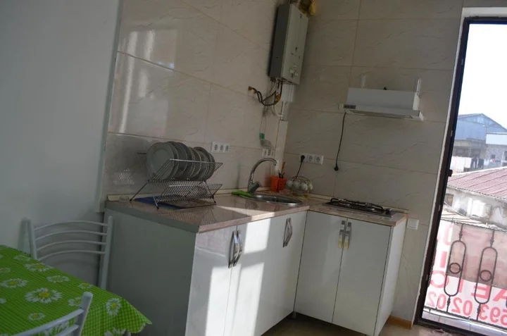 Батуми: Khatuna's apartment on Gamsakhurdia Street