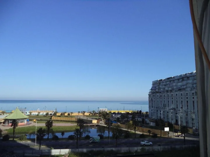 Батуми: Apt Near The Sea 118
