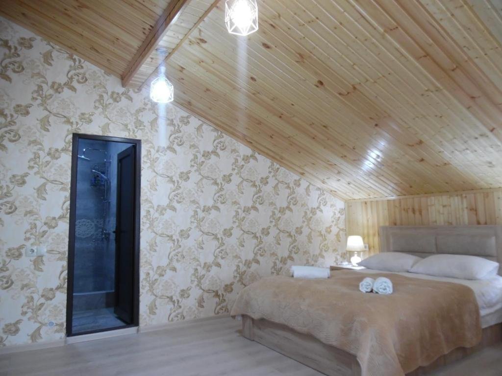 Степанцминда: Guest House Tamta