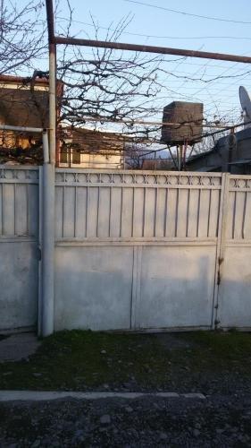 Кварели: Guest House Ana