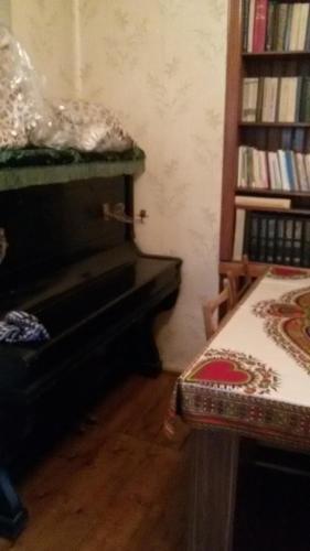 Кварели: Guest House Ana