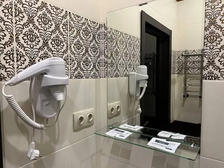 Лобня: Отель Гости