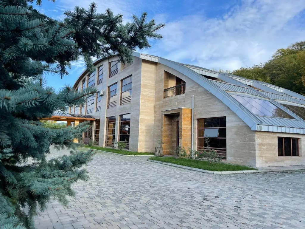 Губа: Ladera Resort Qusar