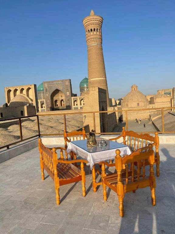 Бухара: Golden Minaret with Restaurant
