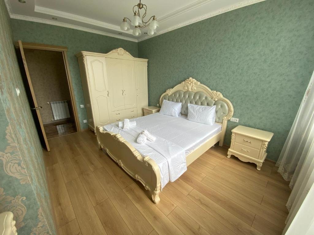 Батуми: Apartament - KAMELIA 96