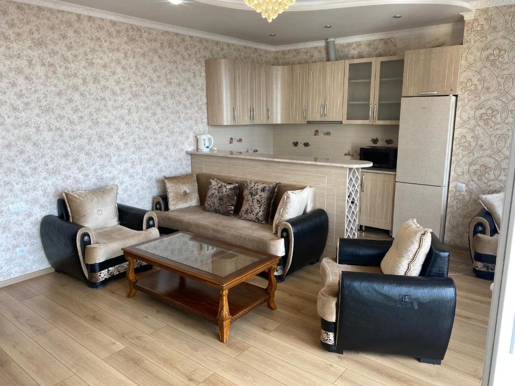Батуми: Apartament - KAMELIA 96