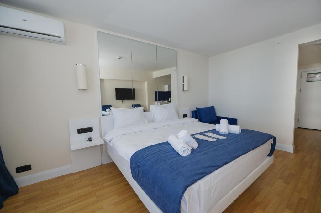 Батуми: Orbi Sea Breeze Apartments
