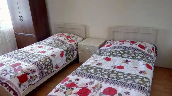 Батуми: Mari Guest House