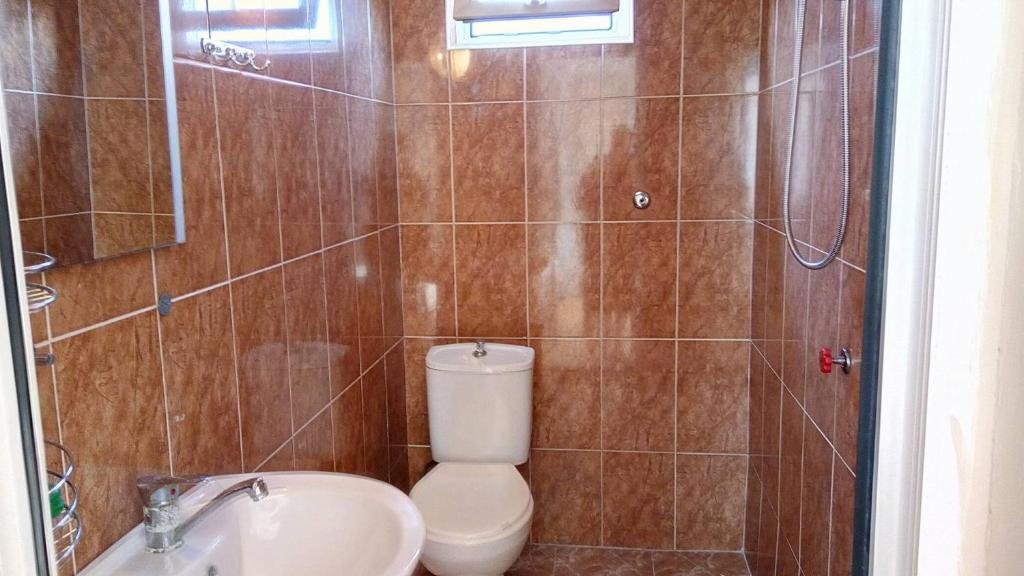 Батуми: Mari Guest House