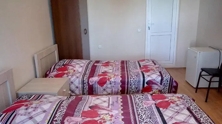 Батуми: Mari Guest House