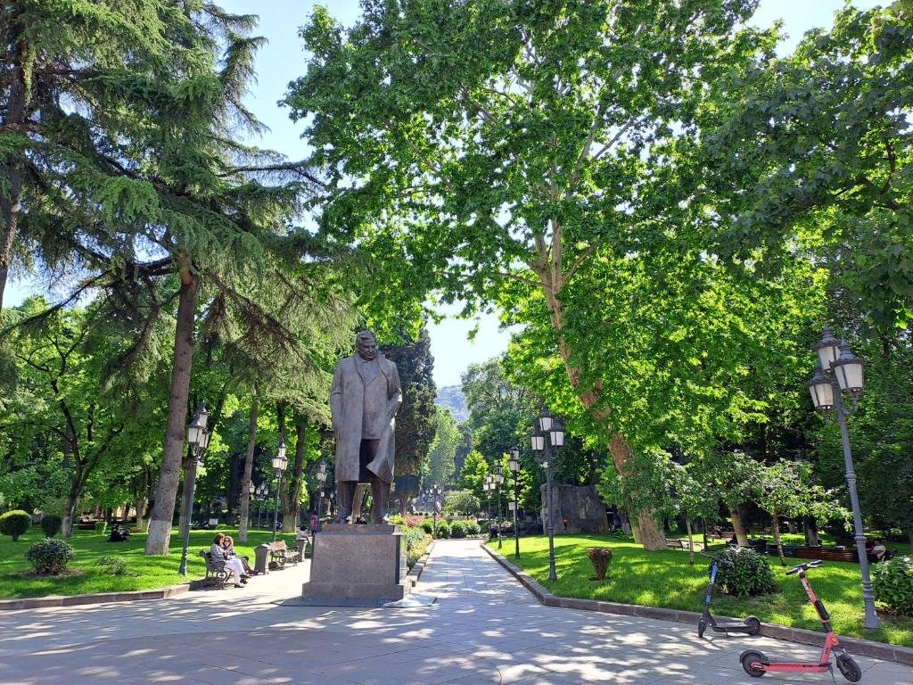 Тбилиси: Old City Hotel