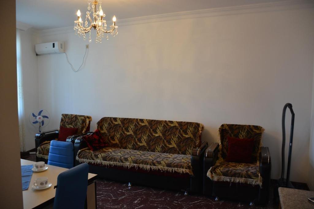 Батуми: Apartment Nona VOX