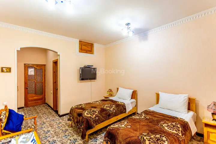 Бухара: Olmos Hotel