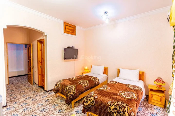 Бухара: Olmos Hotel