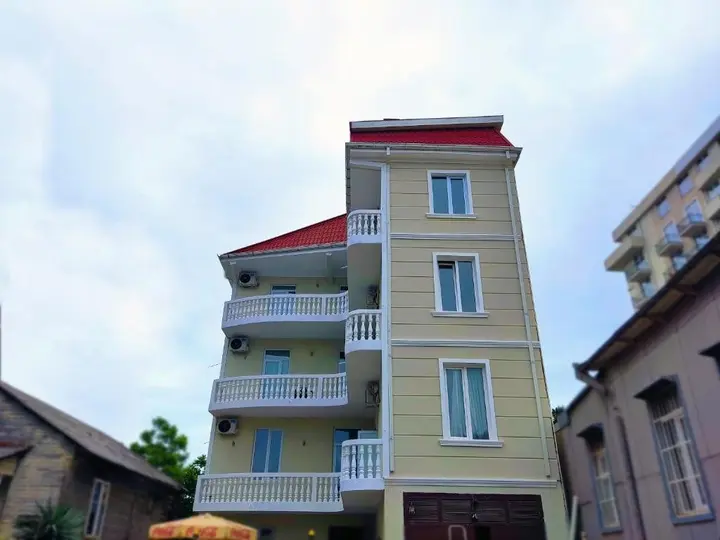 Кобулети: Guesthouse White Swan