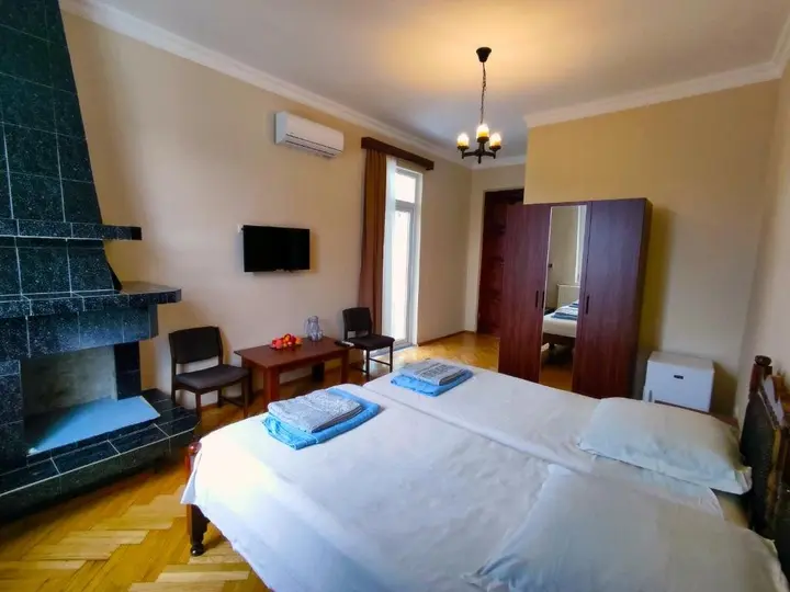 Кобулети: Guesthouse White Swan