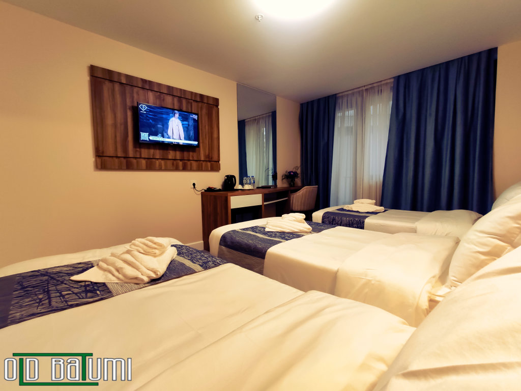 Батуми: Old Batumi Hotel