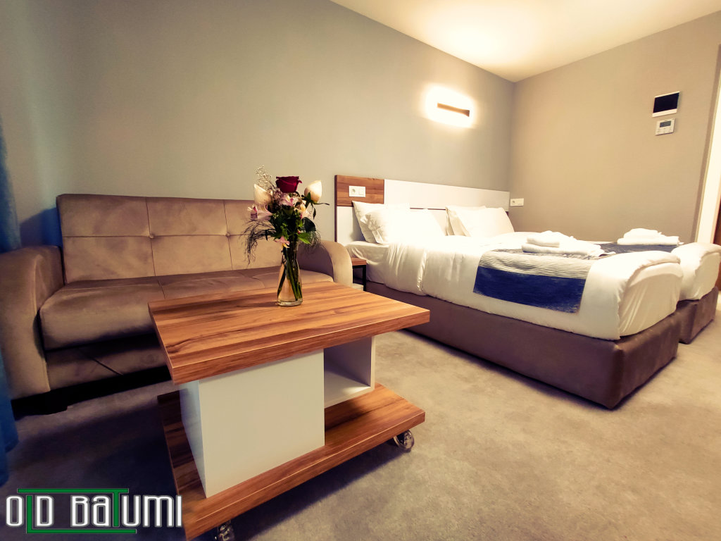 Батуми: Old Batumi Hotel