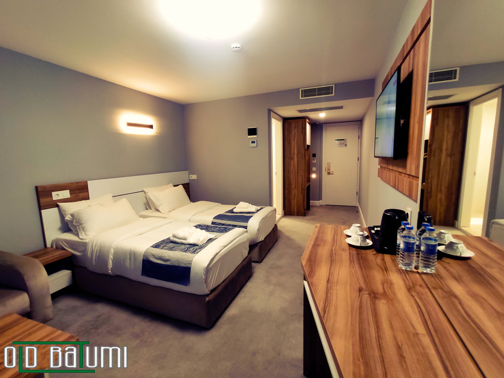 Батуми: Old Batumi Hotel