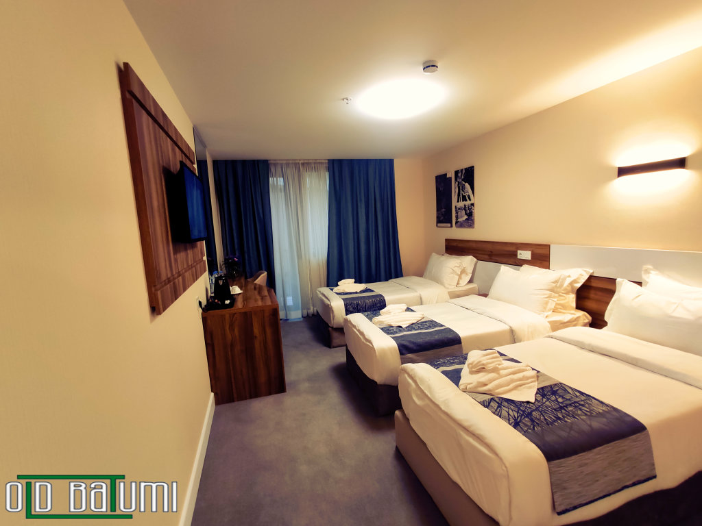 Батуми: Old Batumi Hotel