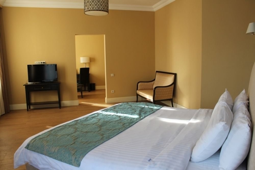 Батуми: President Plaza Hotel