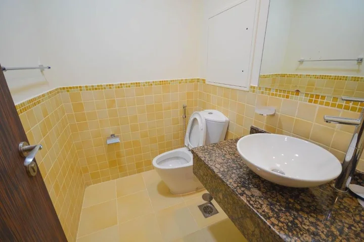 Дубай: Hometown Apartments Spacious & Elegantly Furnished