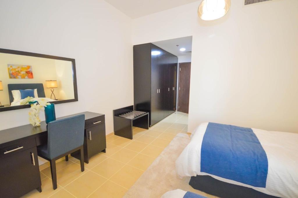 Дубай: Hometown Apartments Spacious & Elegantly Furnished