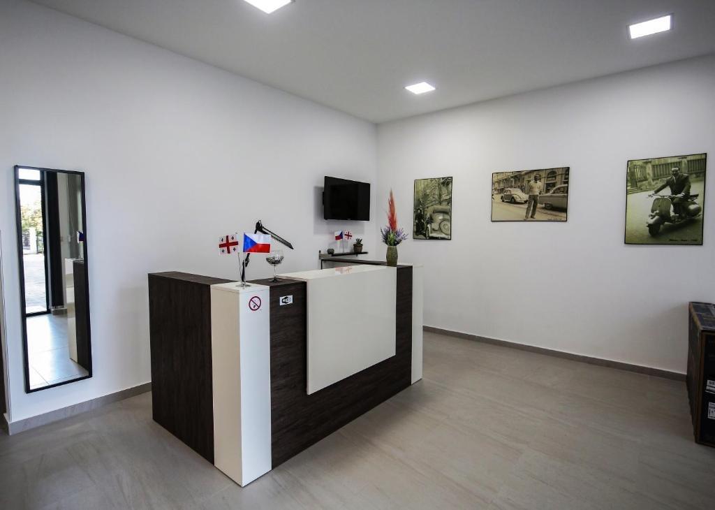 Зугдиди: Guest House Prague