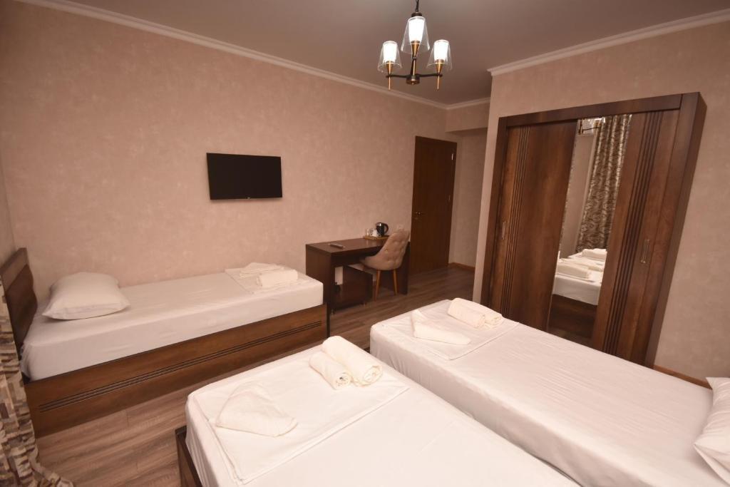 Зугдиди: Hotel Sokhumi
