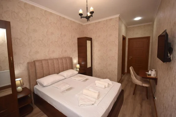 Зугдиди: Hotel Sokhumi