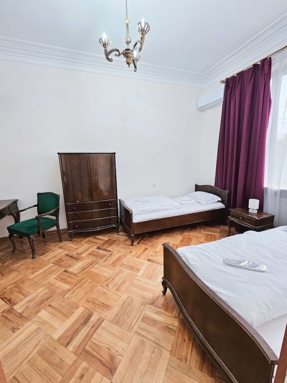 Телави: Guest House Top Floor