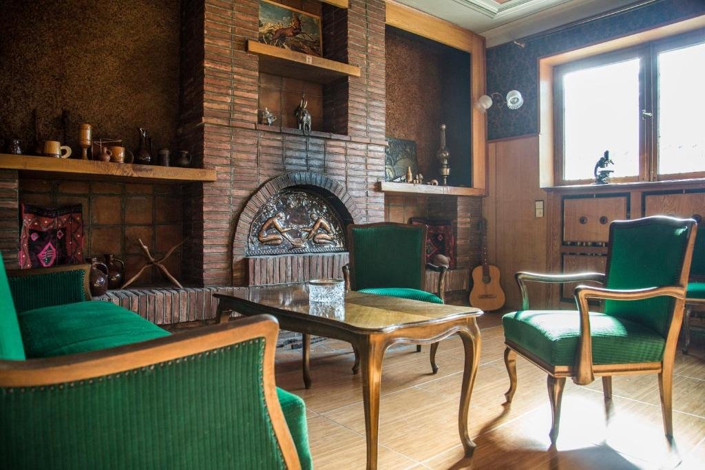 Телави: Guest House Top Floor