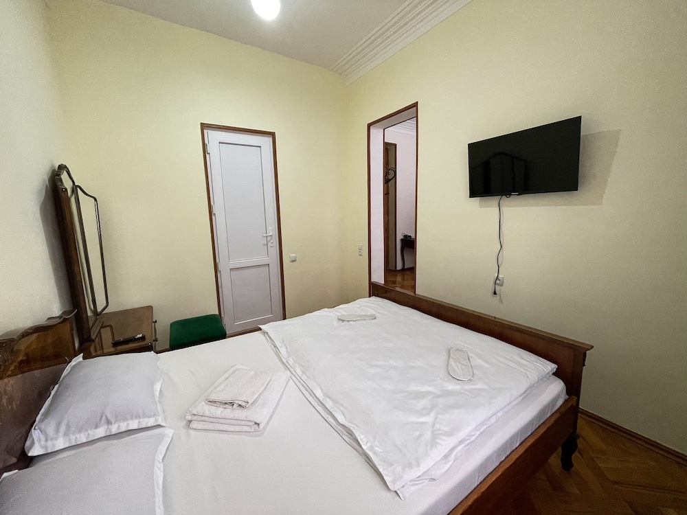 Телави: Guest House Top Floor
