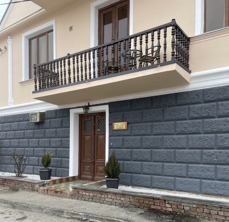 Телави: Guest House Top Floor