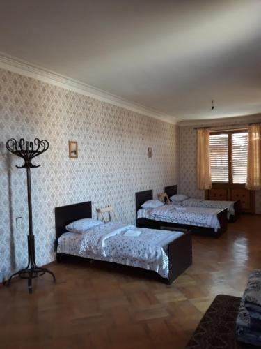 Телави: Guest House Top Floor