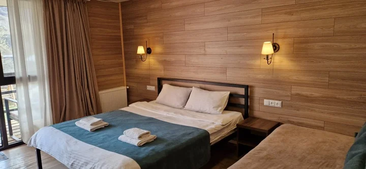 Степанцминда: Отель Kazbegi Cottages