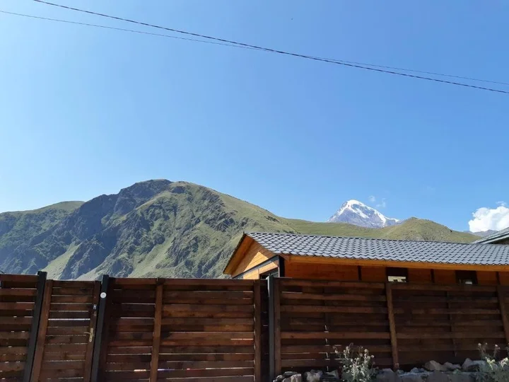 Степанцминда: Отель Kazbegi Cottages