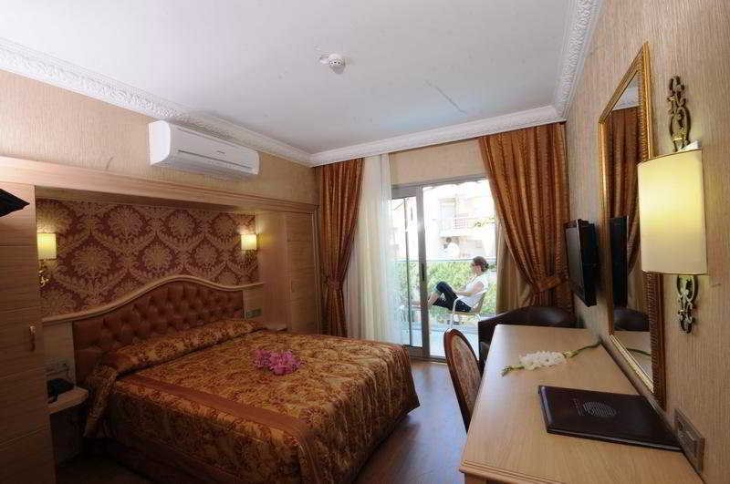Мармарис: Emre Hotel