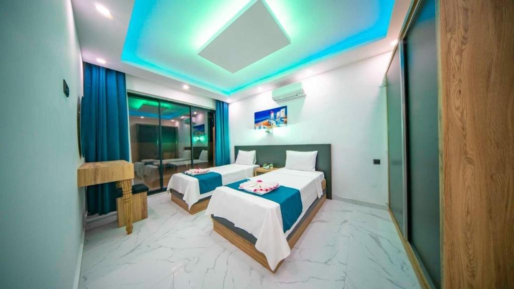 Исламлар: Villa mars