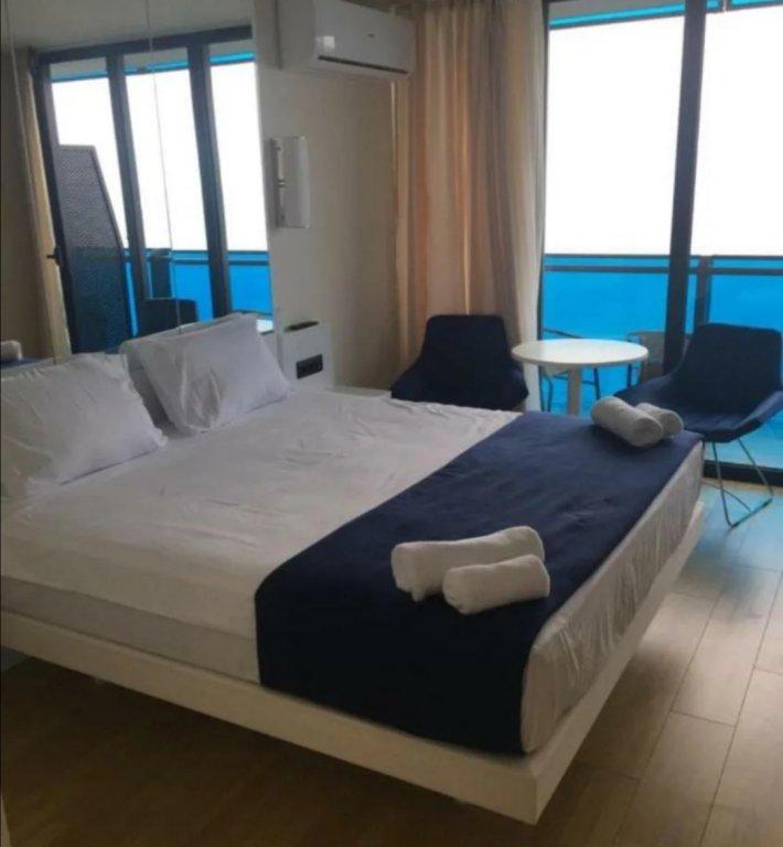 Батуми: Апартаменты Vip Apart 2 Rooms