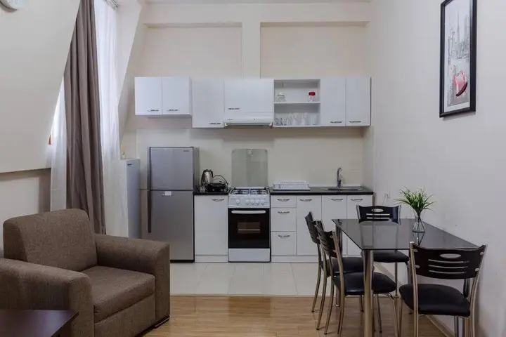 Батуми: Apartment near Piazza few minutes to the beach