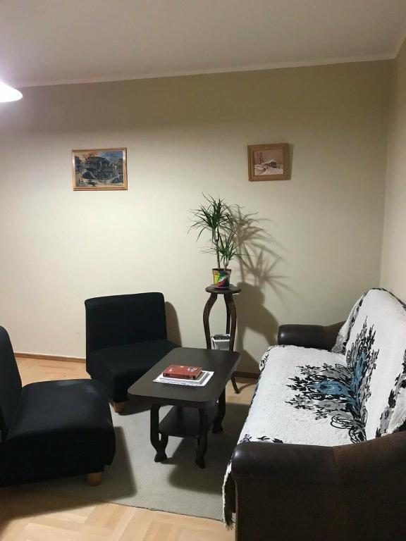 Apartment in Tbilisi (Vake) — фото 1
