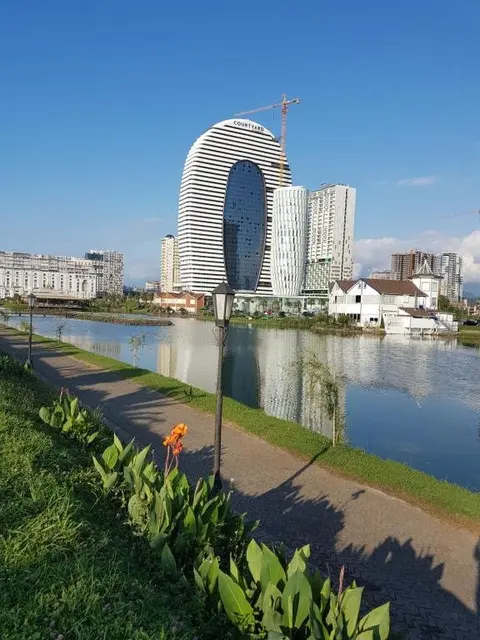 Батуми: Apartamenty Pirosmany 18