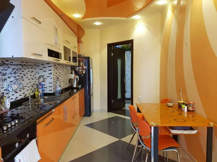 Батуми: flat near 6 may park